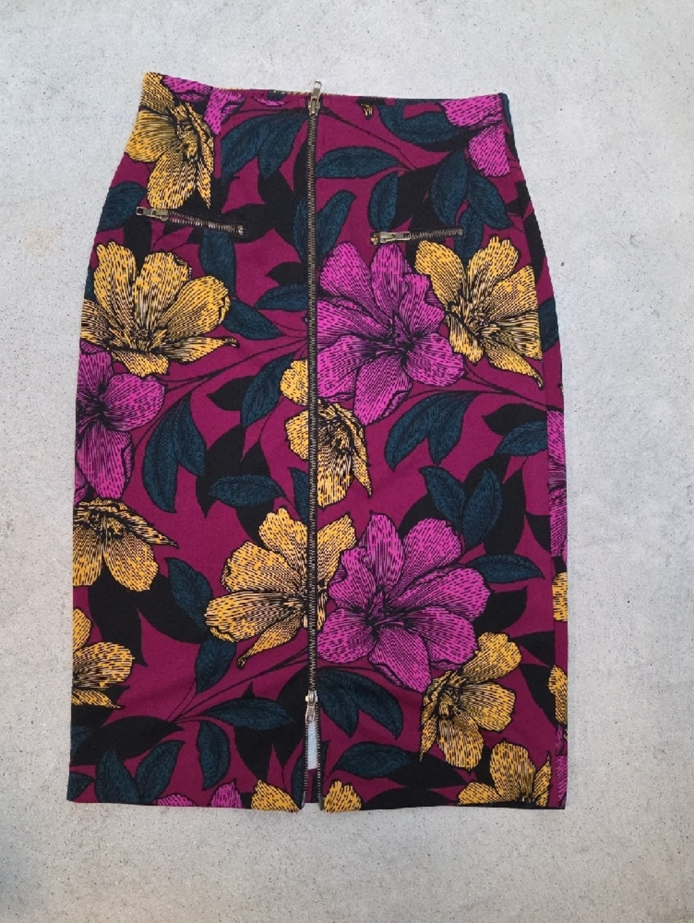 Floral Zip-Front Pencil Skirt in Magenta, Yellow & Teal Size 6